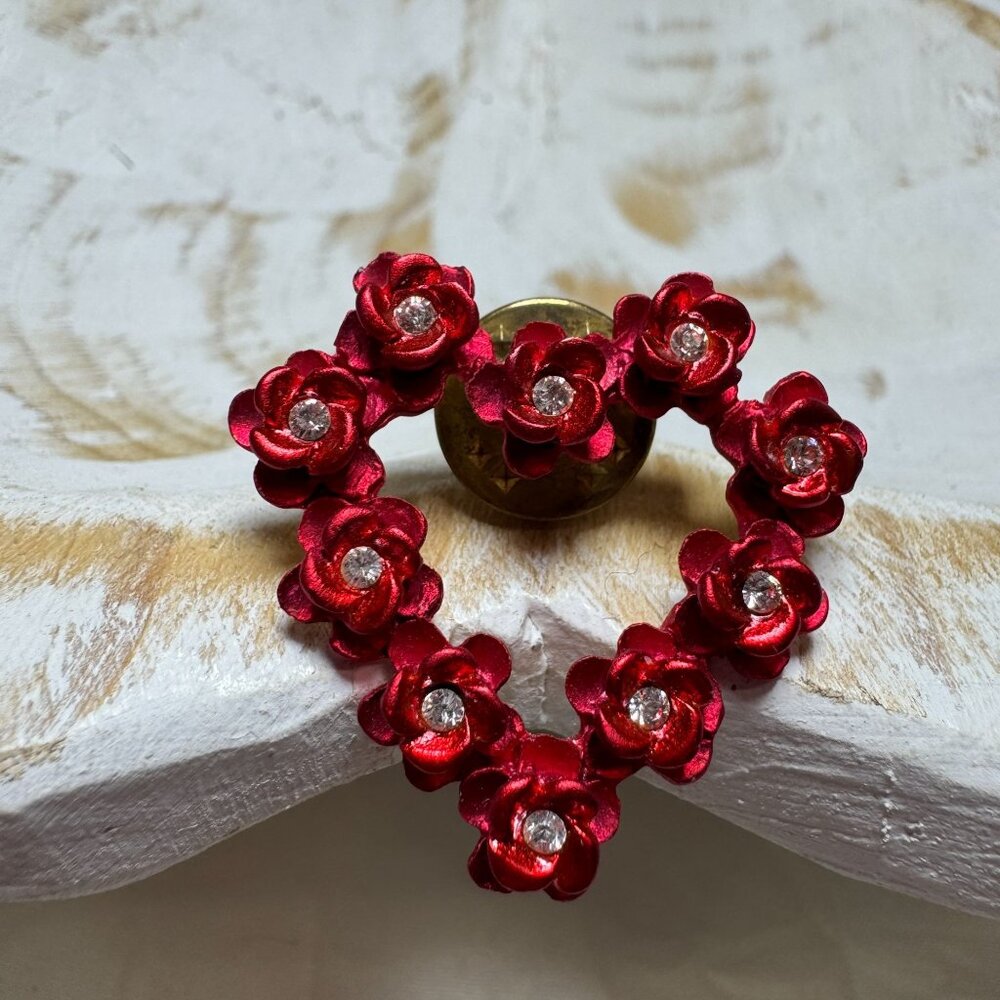 Vintage Heart-Shaped Red Flower Brooch Pin With Rhinestones & Gold-Tone Backing